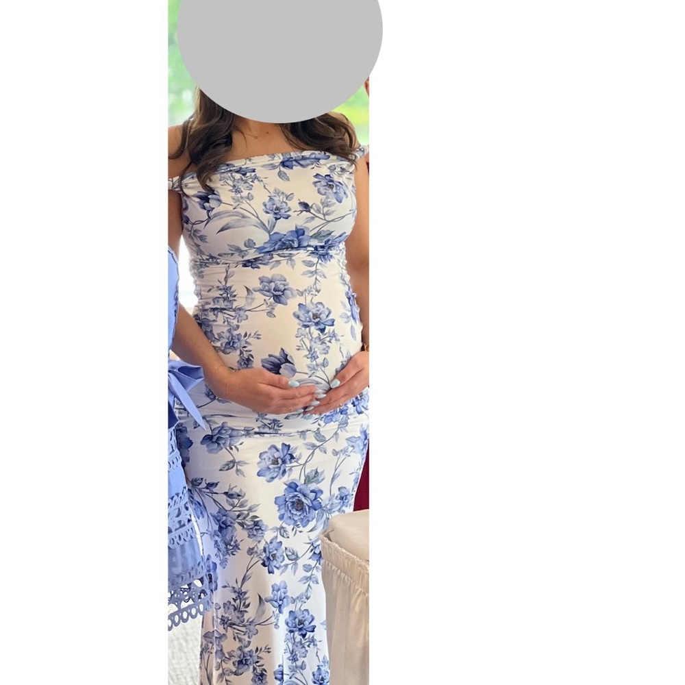 Club L London Lita - Blue Floral Maternity Maxi Dress